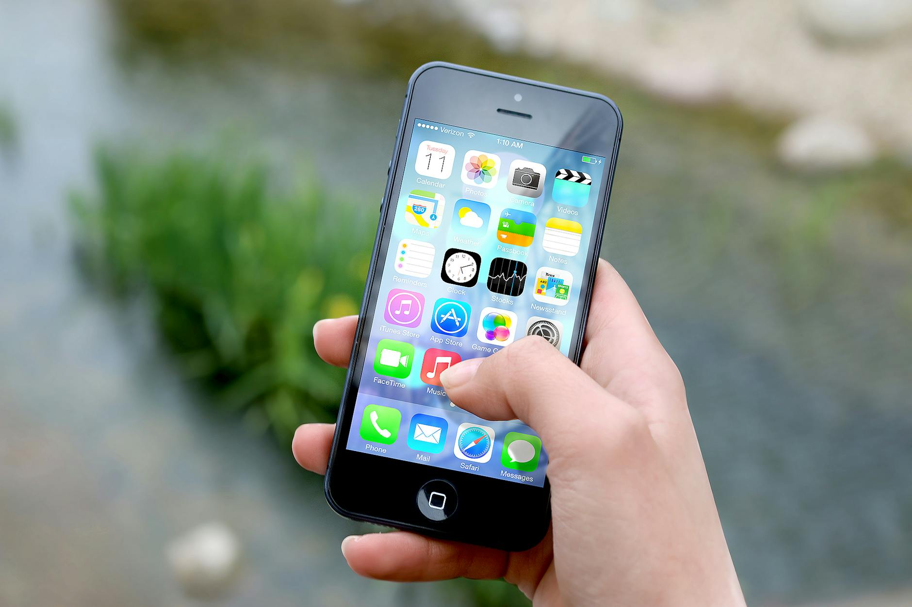 Cracked iPhone 11 Screen? Here’s Everything You Need to Know